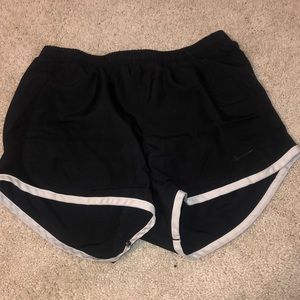Size xs black nike shorts